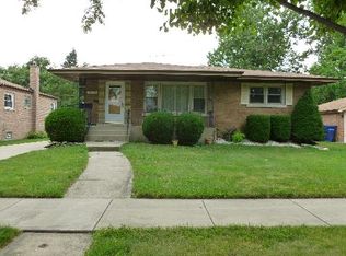 10028 Cook Ave, Oak Lawn, IL 60453