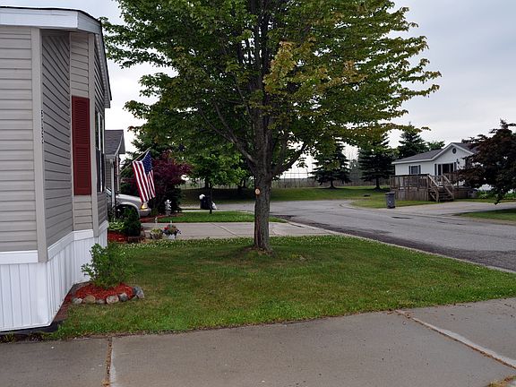 3rd image of 6022 Catawba Dr