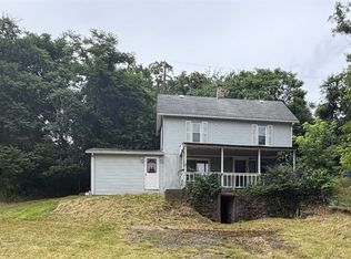 1054 Marelda Ave, Donora, PA 15033