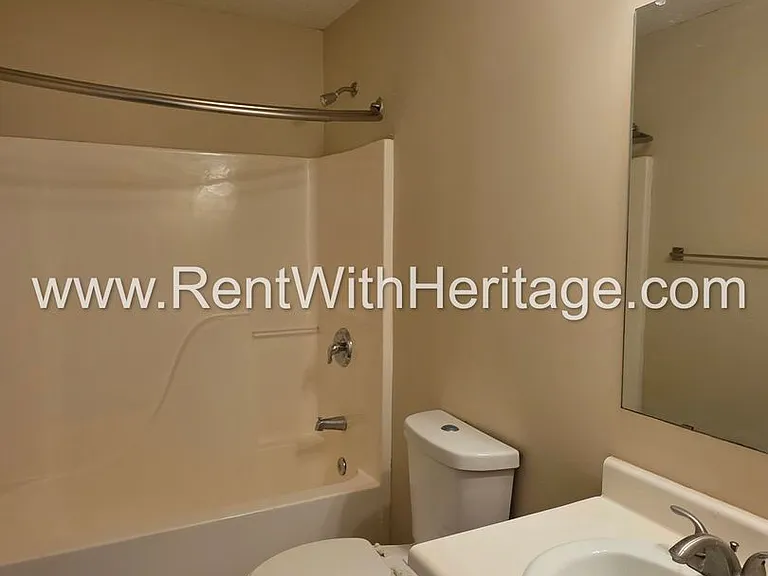 2028 Sweet Bay Dr — Photo 44
