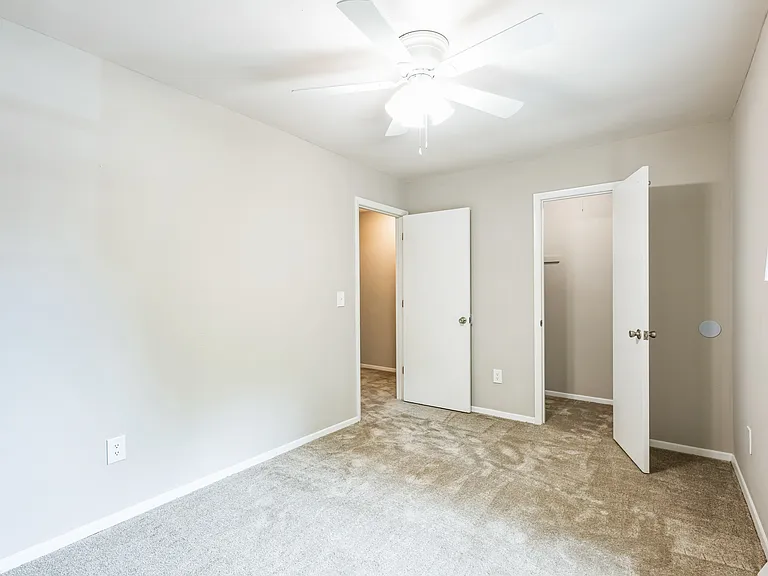 1559 Highland Ave #3 — Photo 26
