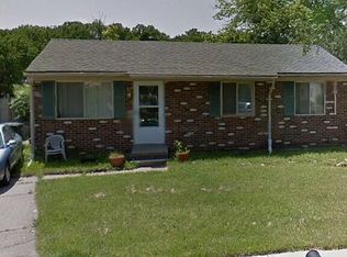 10 Burlingame Ct, Ann Arbor, MI 48108