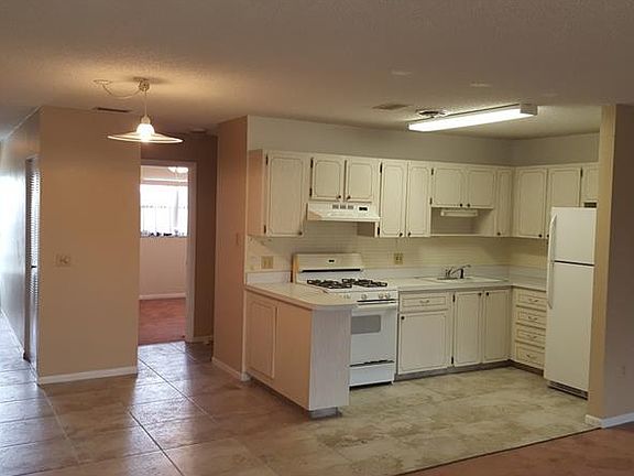 2nd image of 5725 80th St N Unit 405