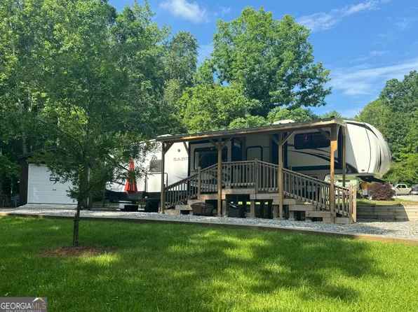 242 Leisure Acres Dr, Cleveland, GA 30528