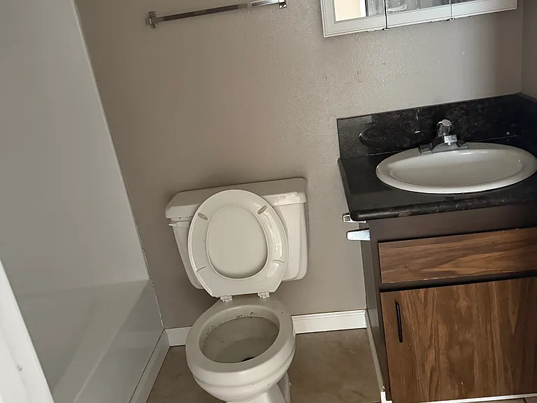 1192 Susan Ct NE #1192 — Photo 4