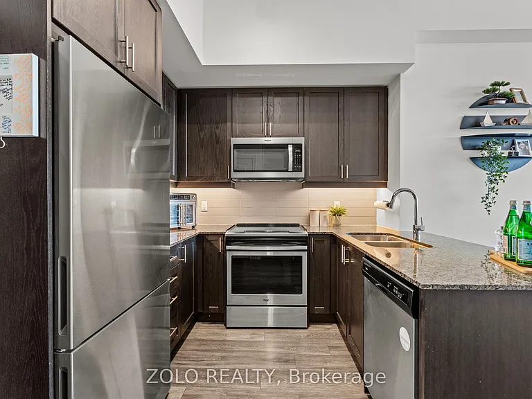 1050 Main St E #618 — Photo 9