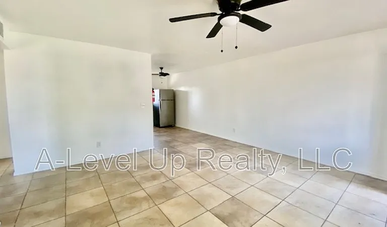 1027 S Santa Rita Ave #1 — Photo 5