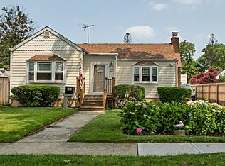 15 Walbridge Ave, Babylon, NY 11702