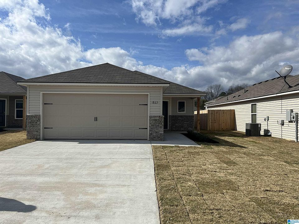 1st image of 863 Lora Ln