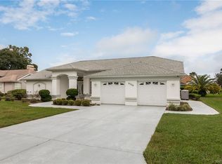 9320 Fox Hollow Ln, Weeki Wachee, FL 34613