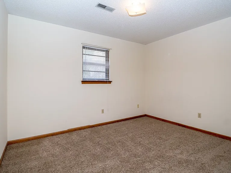 1616-1618 Handley Pl — Photo 21