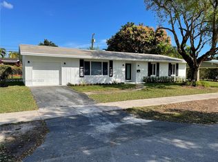 8521 SW 87th Ct, Miami, FL 33173