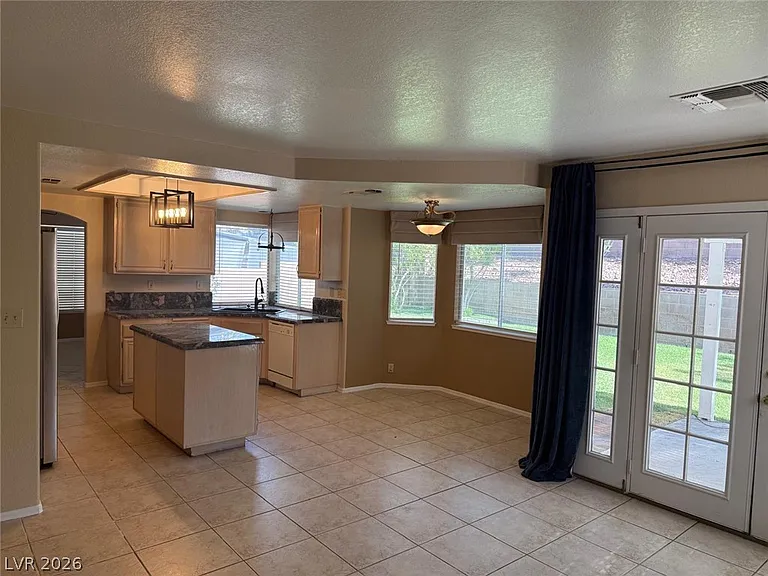 1151 Sleetridge Dr — Photo 16