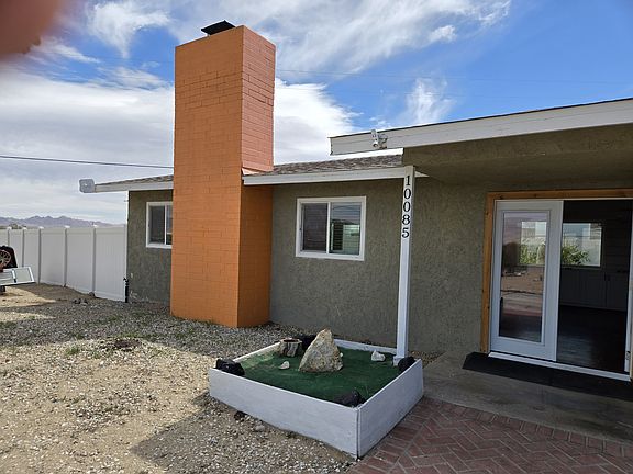 3rd image of 10085 El Sereno Ave #A