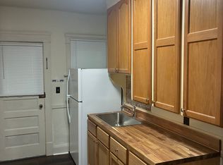 18243 Sloane Ave, Lakewood, OH 44107