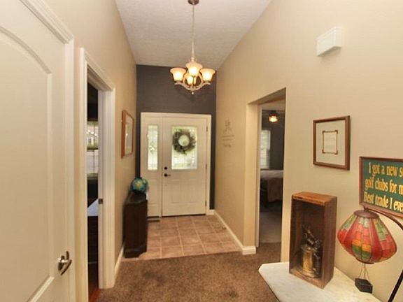 5th image of 2218 Charleston Pl