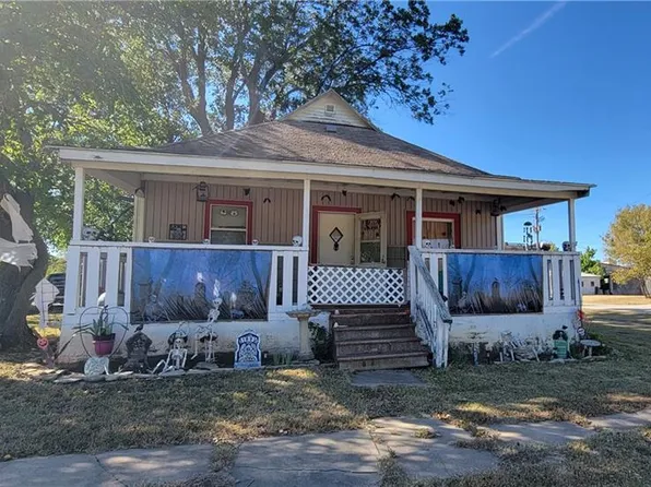 411 Kelly St, Waverly, KS 66871