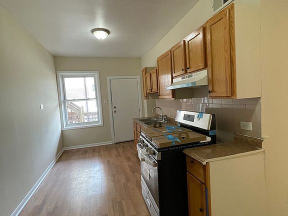 3rd image of 2917-21 W 24th Blvd #2919-1A