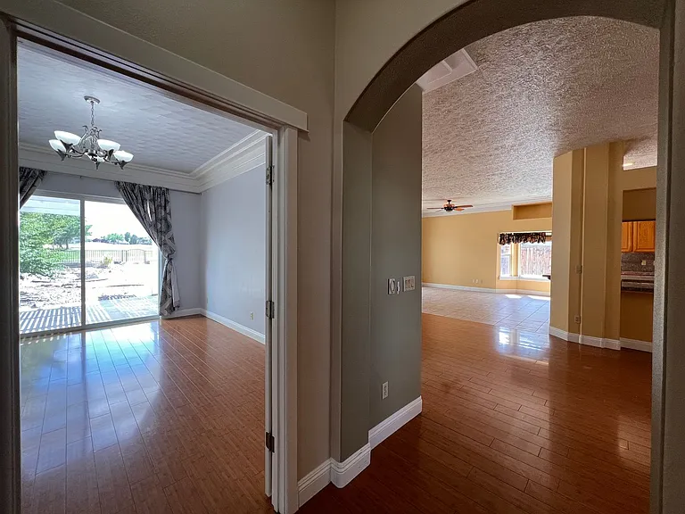 1021 Pepper Ln — Photo 22
