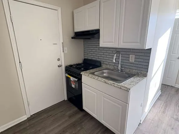 101 Camden St APT 1, Newark, NJ 07103