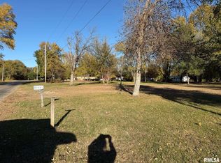 503 Edwards St, Oquawka, IL