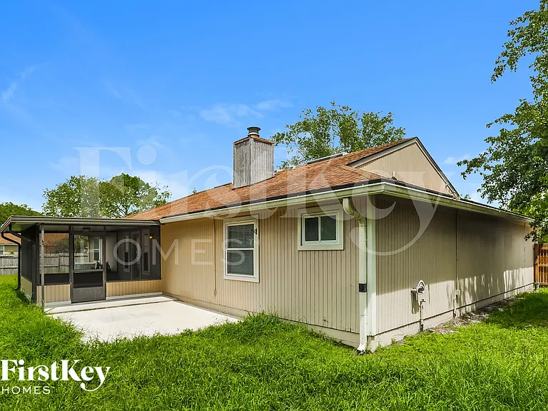 10904 Grand Trunk Ln — Photo 14