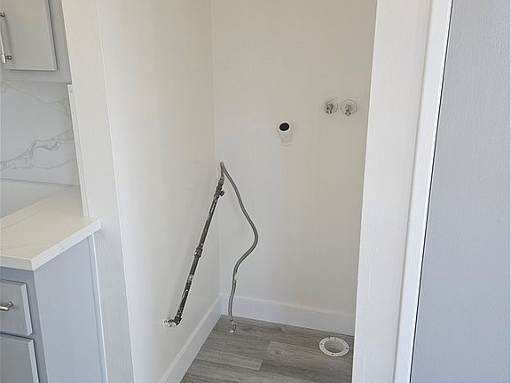 5th image of 23271 Maribel Ave