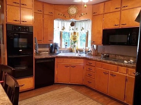 Kitchen, Double ovens are a favorite!