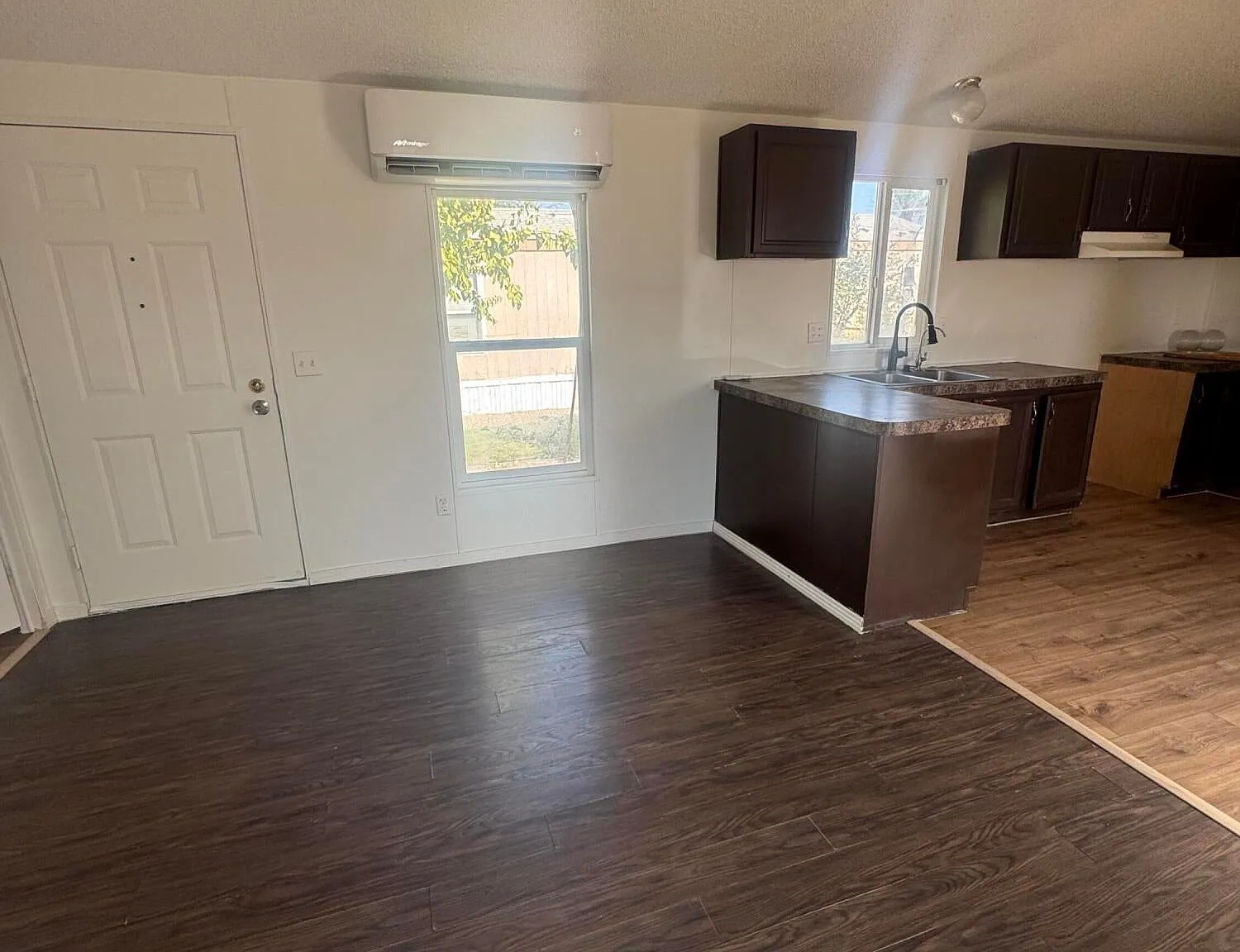 3 bed, 1000 sqft, $1,950 — Photo 4