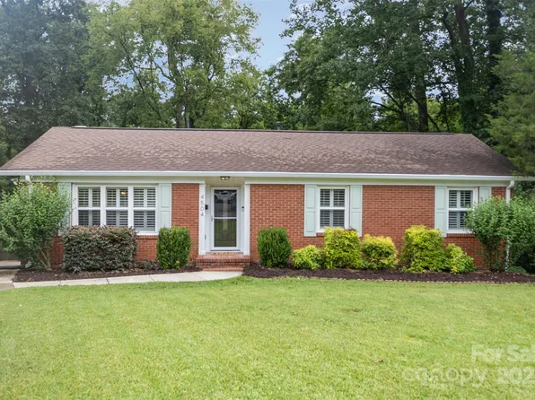 4504 Rockford Ct, Charlotte, NC 28209