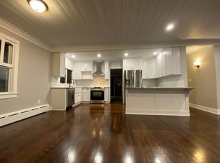 32 Circuit Rd, Bellport Village, NY 11713