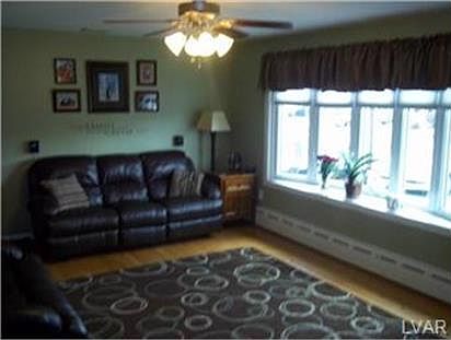 5th image of 1039 Karoly St