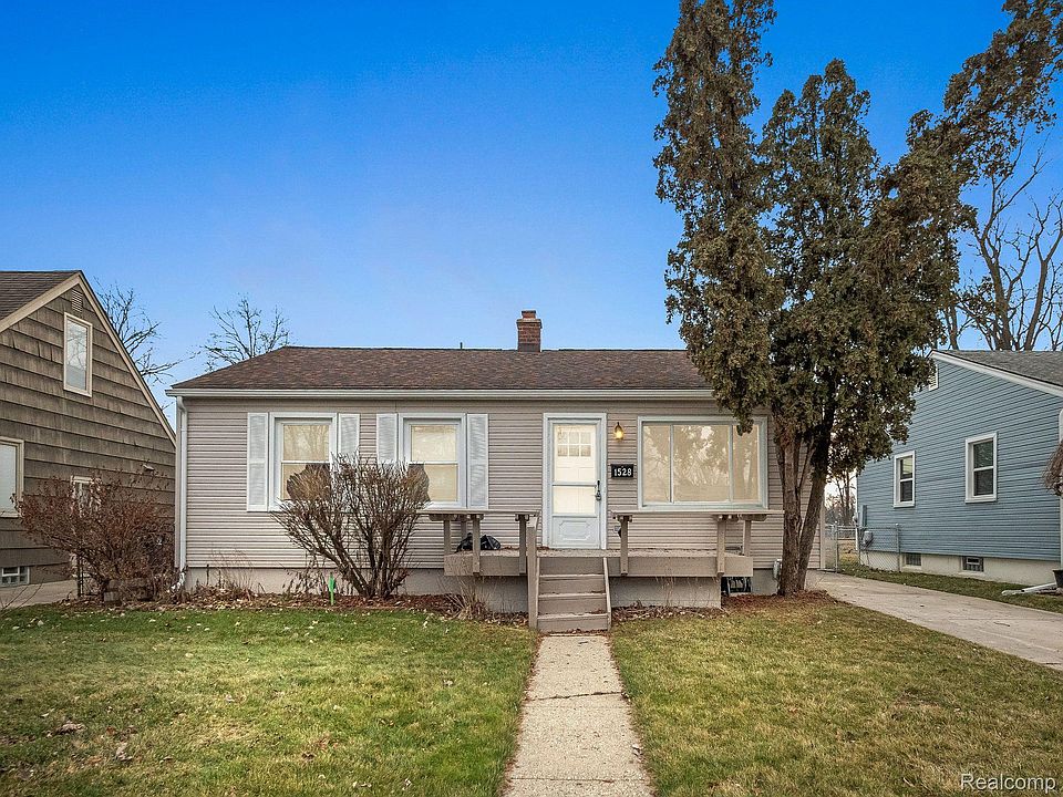 1st image of 1528 Amelia Ave