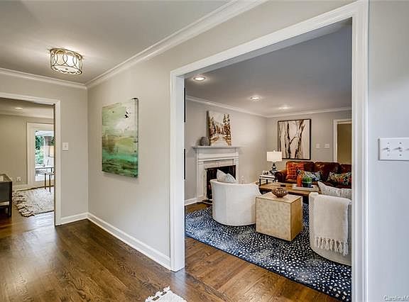 5th image of 3608 Haverstick Pl