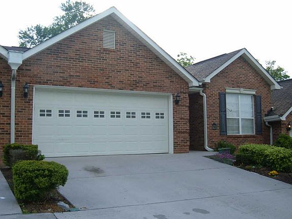 2nd image of 3908 Saylor Ct