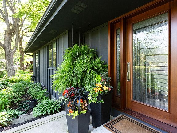 3rd image of 24295 Wood Dr