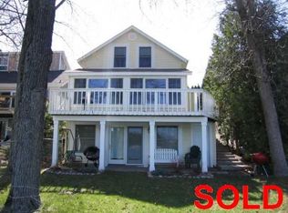 E1396 Grandview Rd, Waupaca, WI 54981