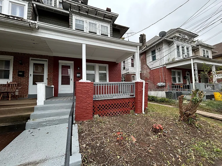 110 Lee Ave #1 — Photo 1