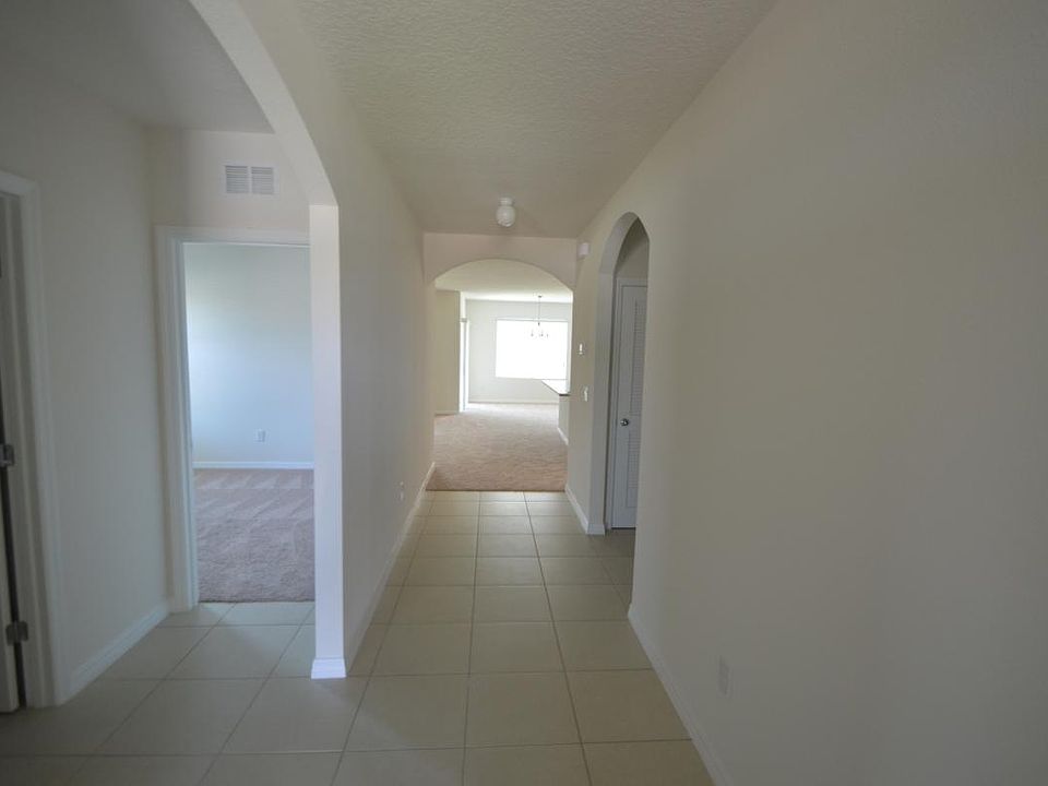 2nd image of 4140 Sophia Blvd