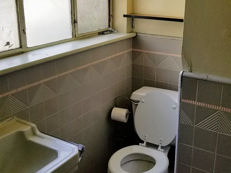 701 Gayley Ave — Photo 10