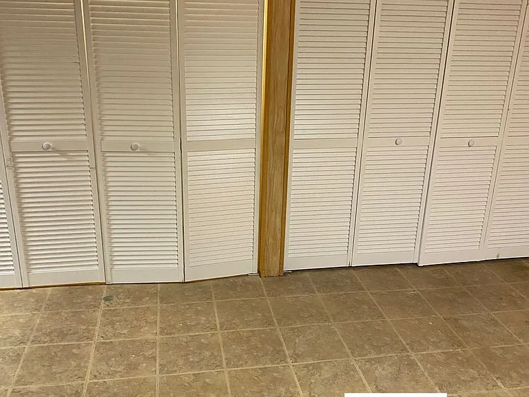 2658 Woodview Ct — Photo 14