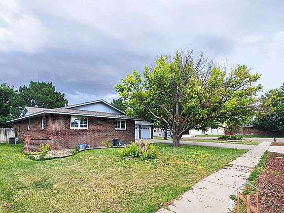 5th image of 2702 Easy St