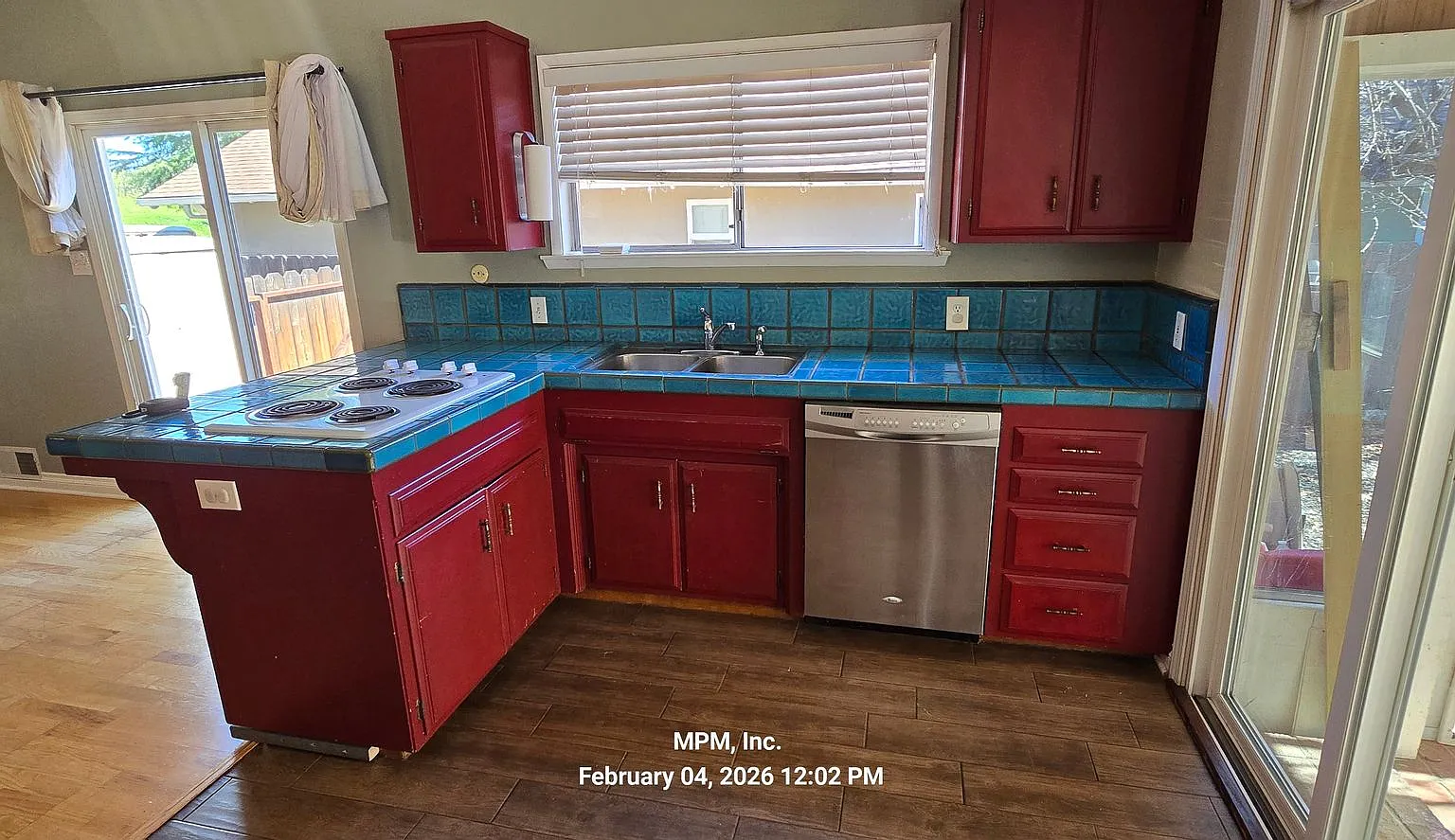 2 bedroom 2 bath w bonus room — Photo 1