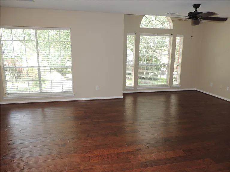 1307 Westwick Forest Ln — Photo 15