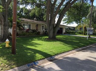 1364 Fairfax Rd, Clearwater, FL 33764