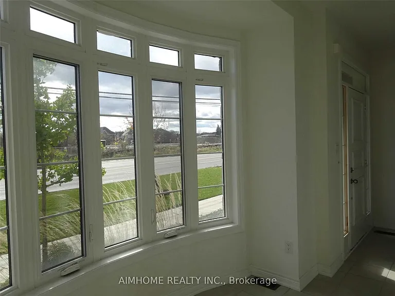 290 King Rd — Photo 2