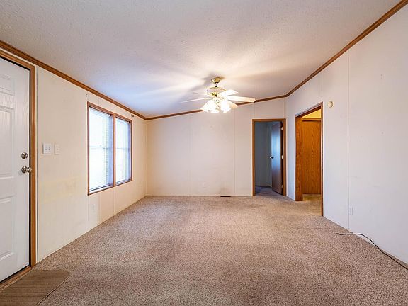 3rd image of 4619 S College Dr