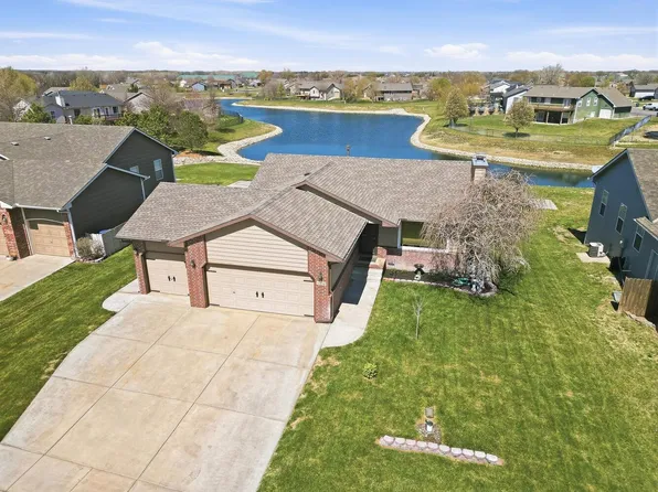 1502 E Summerwood St, Goddard, KS 67052