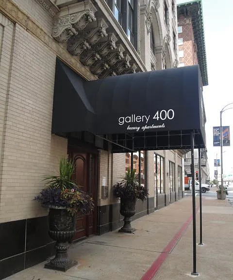 Gallery 400 — Photo 7