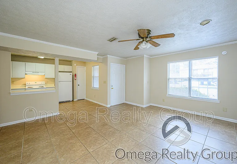 819 Willow Pointe — Photo 7